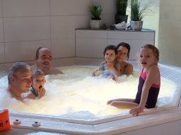 04.03.2023 - Badespaß im Degginger Hallenbad